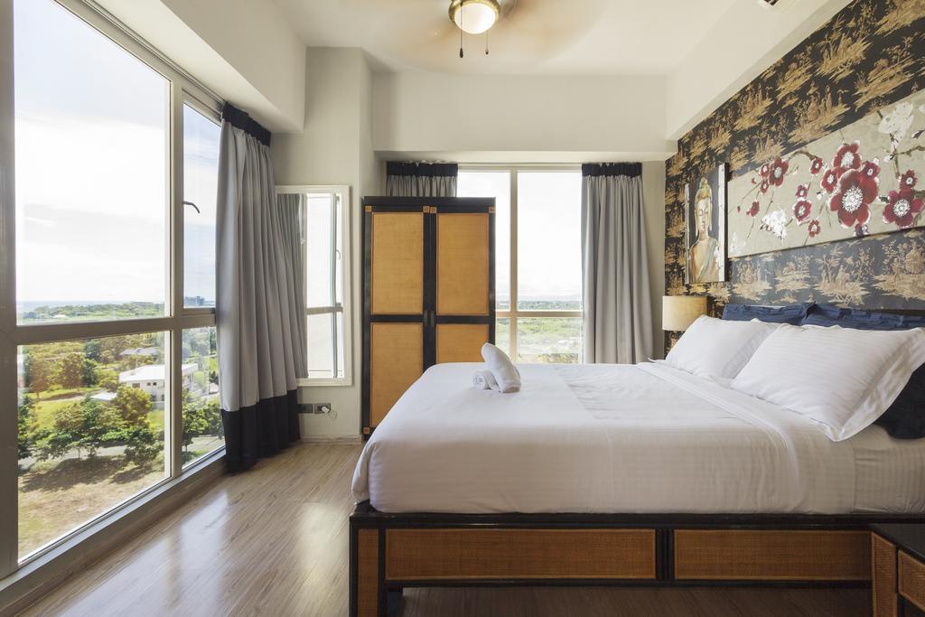 La Mirada Beachfront Condo: Ocean Views & Resort Amenities Lapu-Lapu City Exterior photo